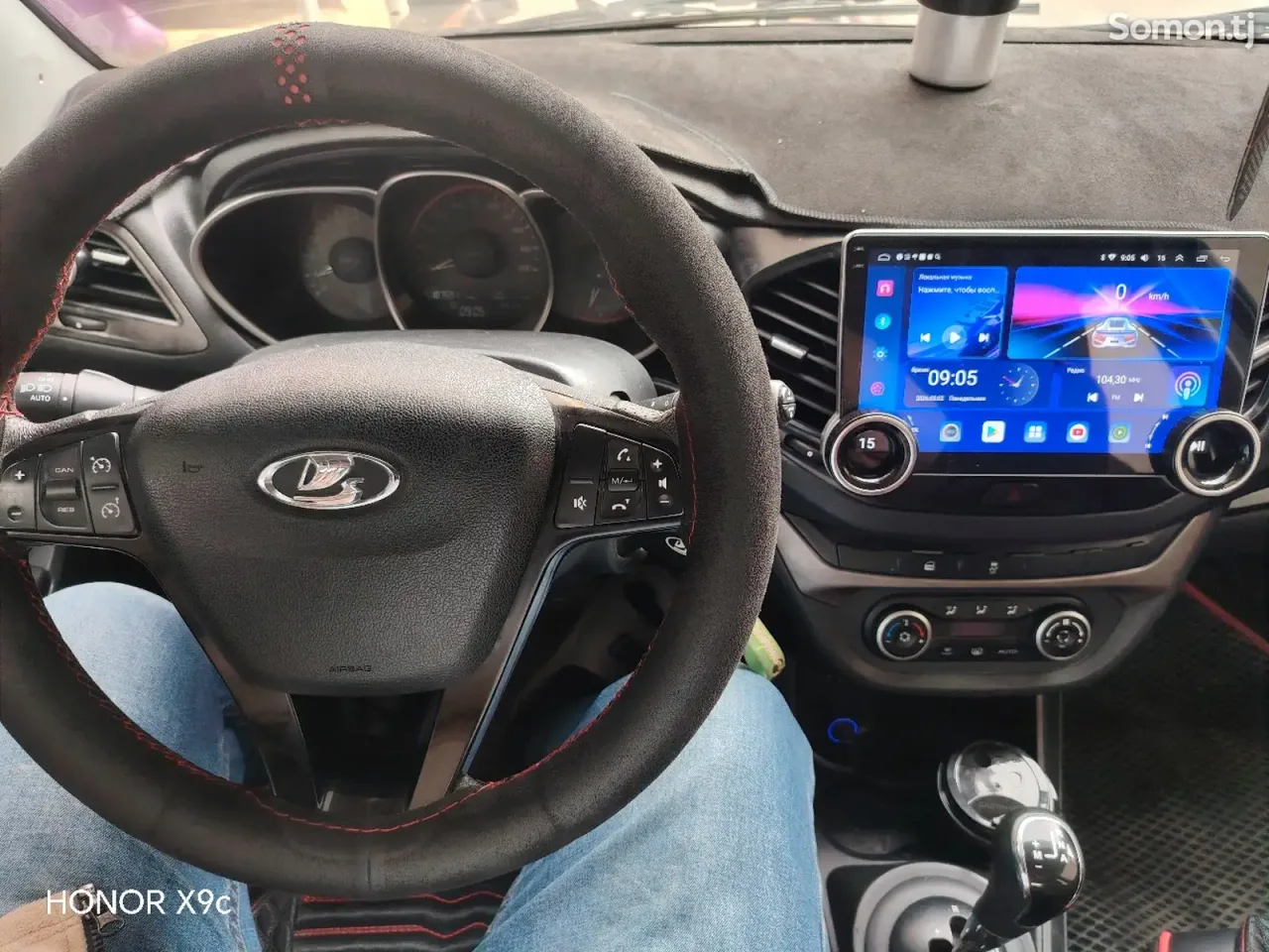 Lada (ВАЗ) Vesta 2017 · 1.6 AT