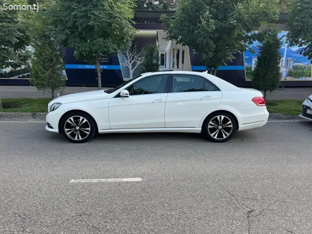 Mercedes-Benz E class 2014 · 3.0 AT
