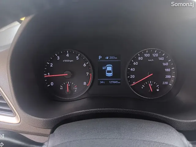 Hyundai Accent 2018 · 1.6 AT