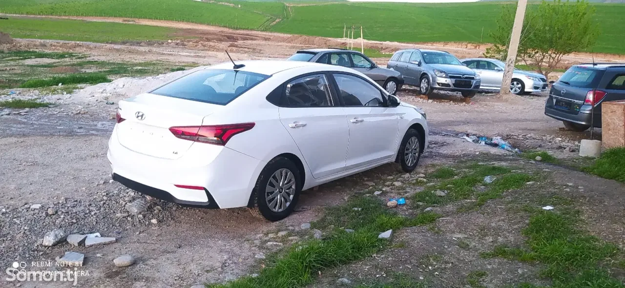 Hyundai Solaris 2018 · 1.6 AT