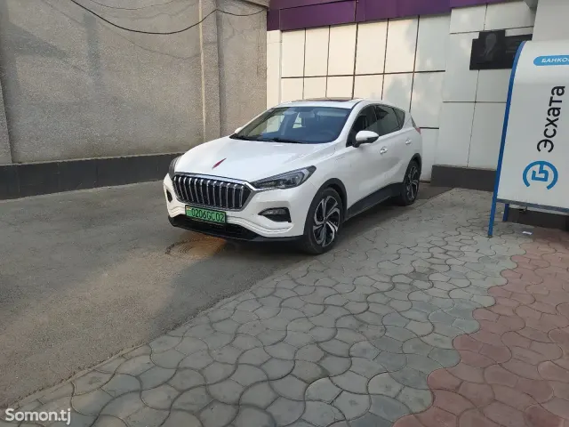 Hongqi E-HS3 2019 · AT