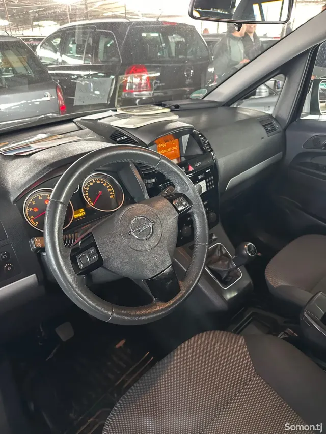 Opel Zafira 2014 · 1.8 MT