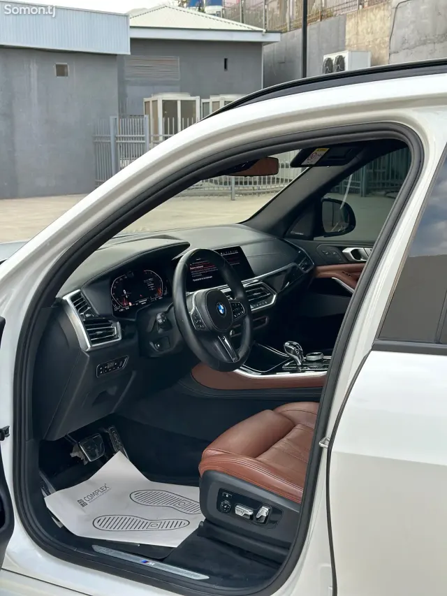 BMW X5 M 2020 · 3.0 AT
