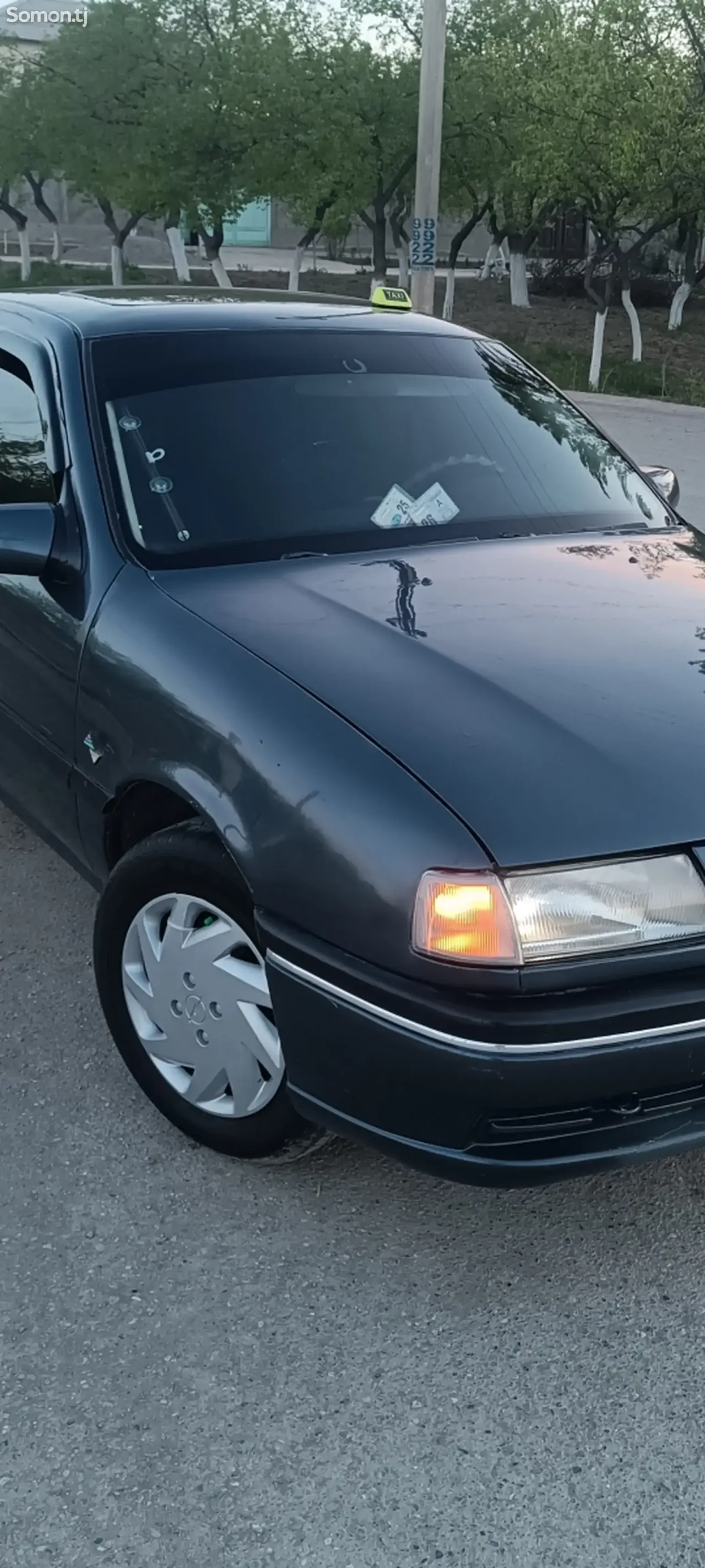 Opel Vectra A 1995 · 1.6 MT