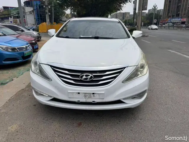Hyundai Sonata 2016 · 2.0 AT