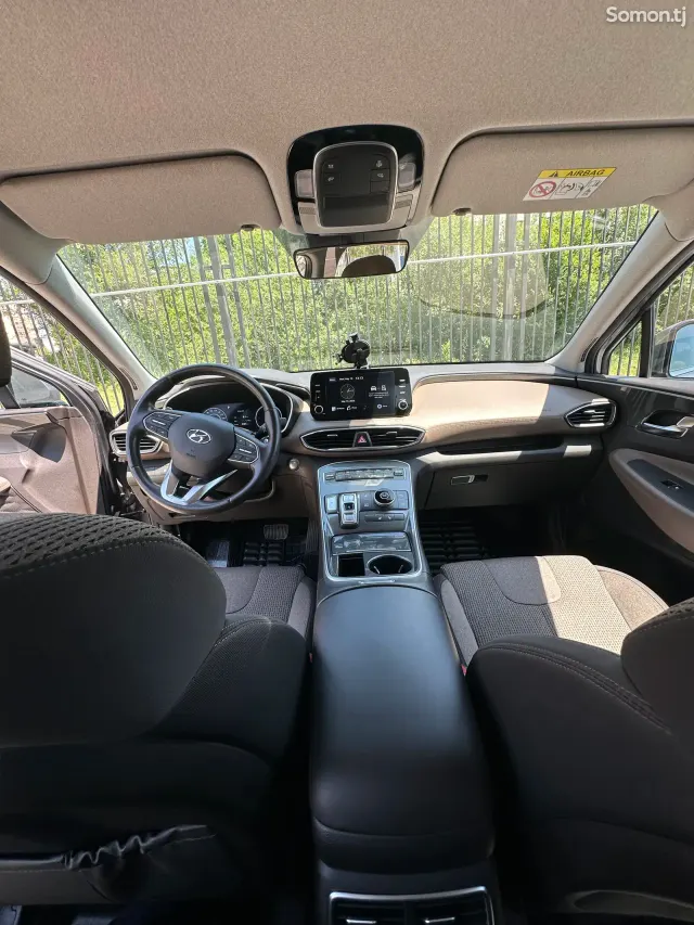 Hyundai Santa Fe 2023 · 2.5 AT
