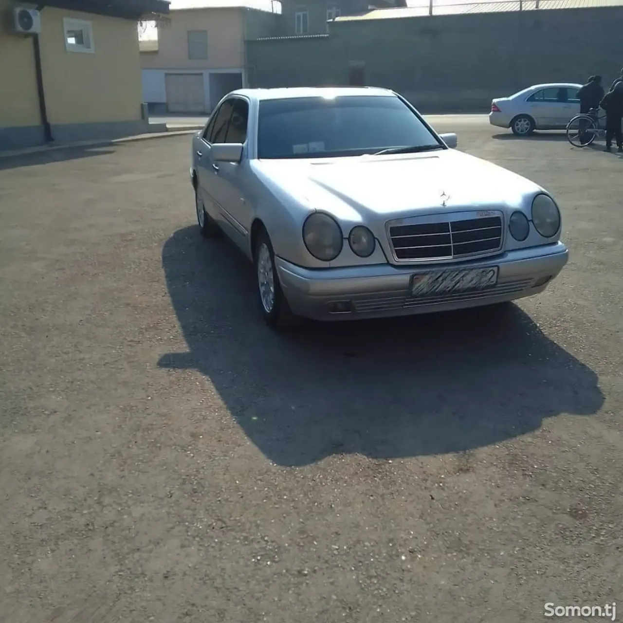 Mercedes-Benz E class 1996 · 2.2 MT