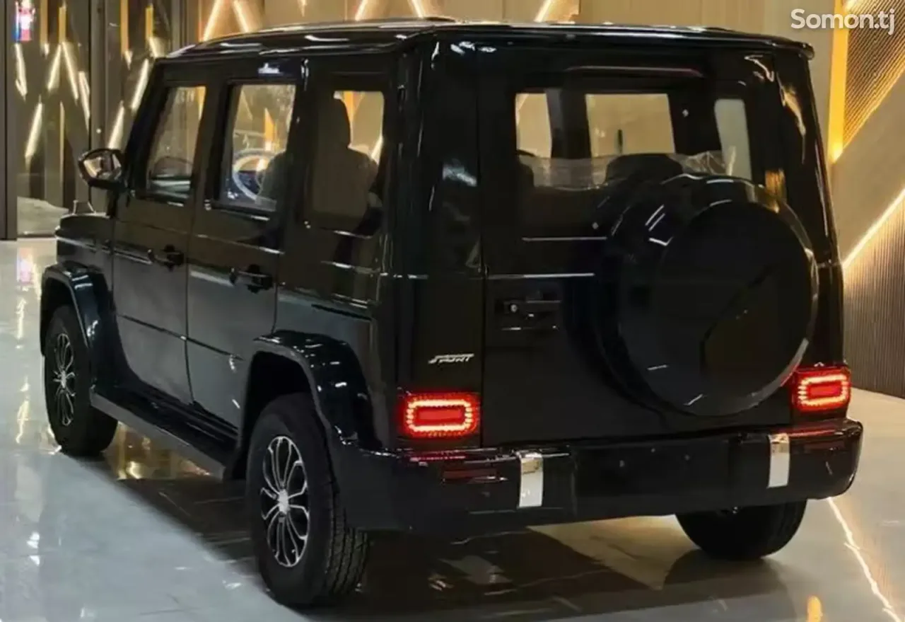 Mercedes-Benz X class 2025 · AT