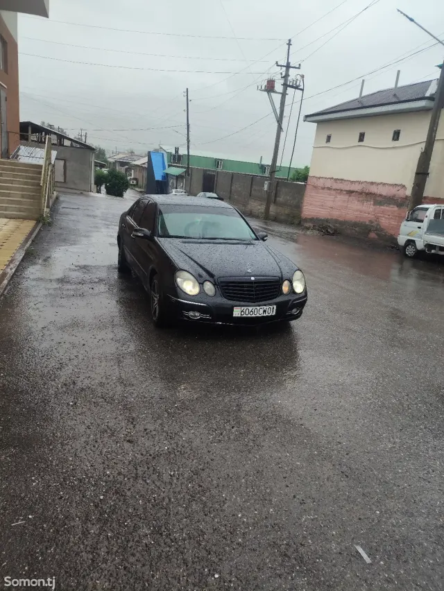 Mercedes-Benz E class 2006 · 3.5 AT