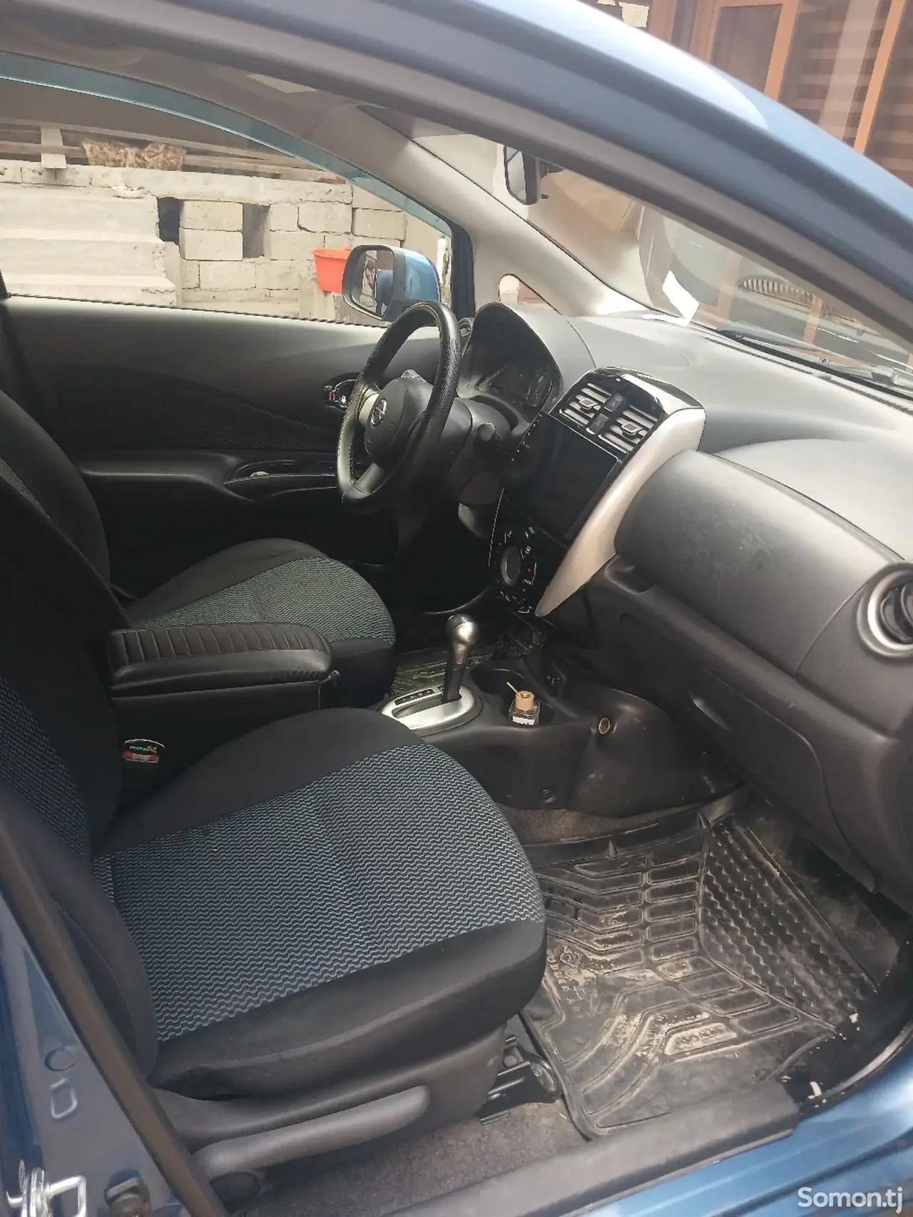 Nissan Note 2014 · 1.4 AT