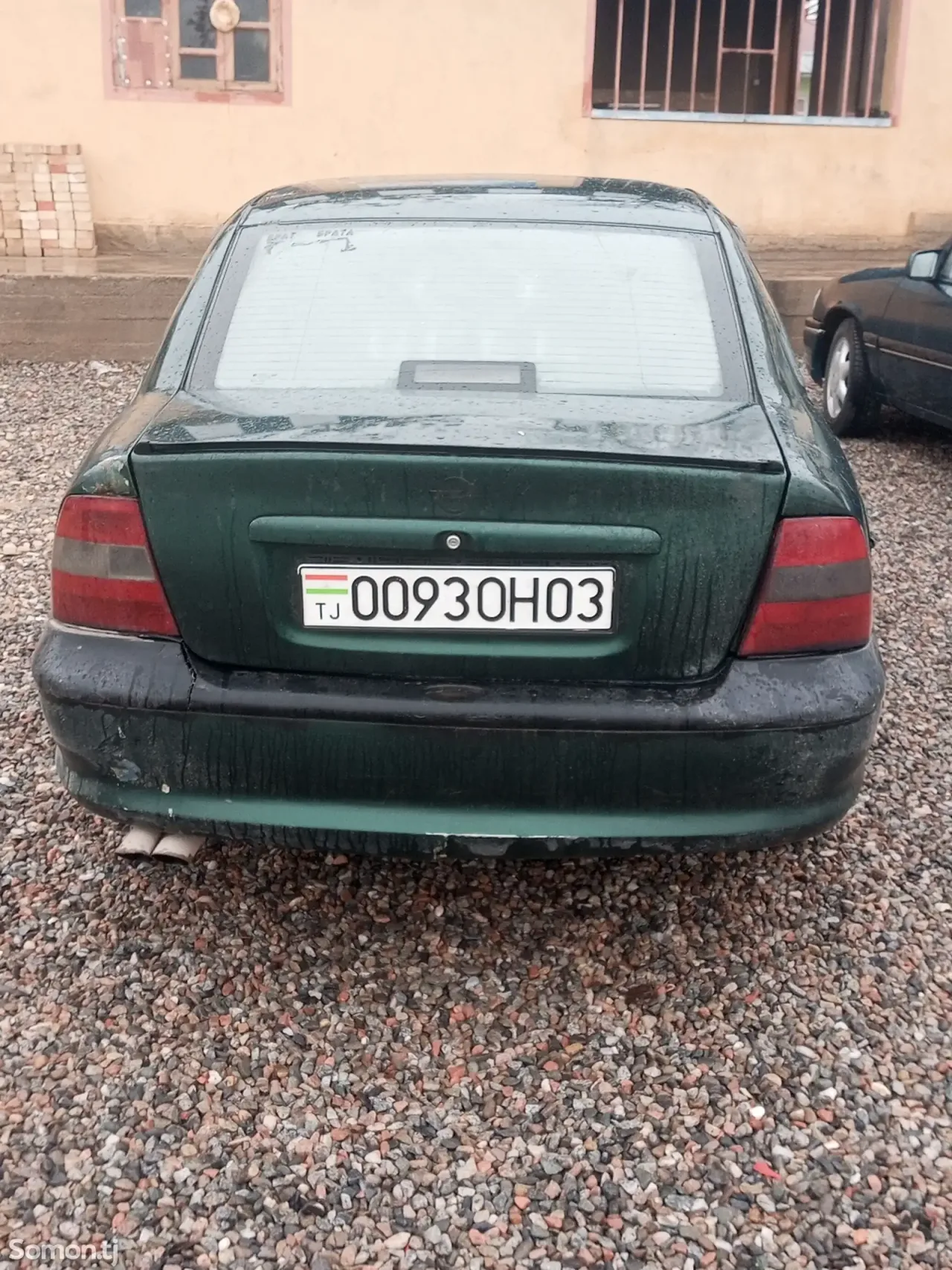 Opel Vectra B 1996 · 1.6 MT