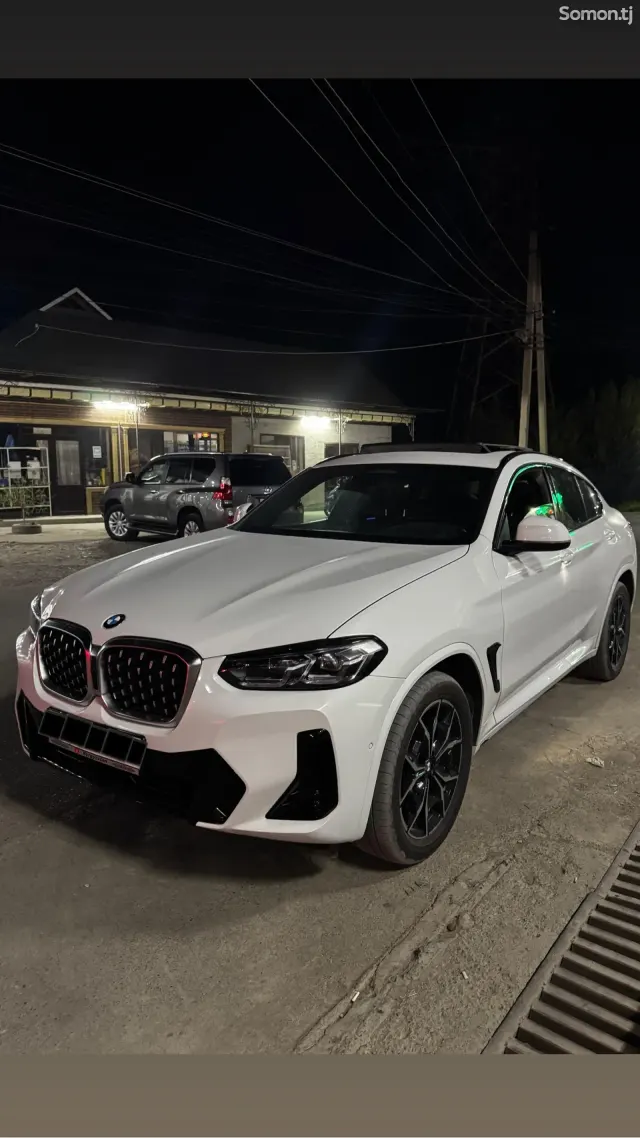 BMW X4 2024 · 2.0 AT