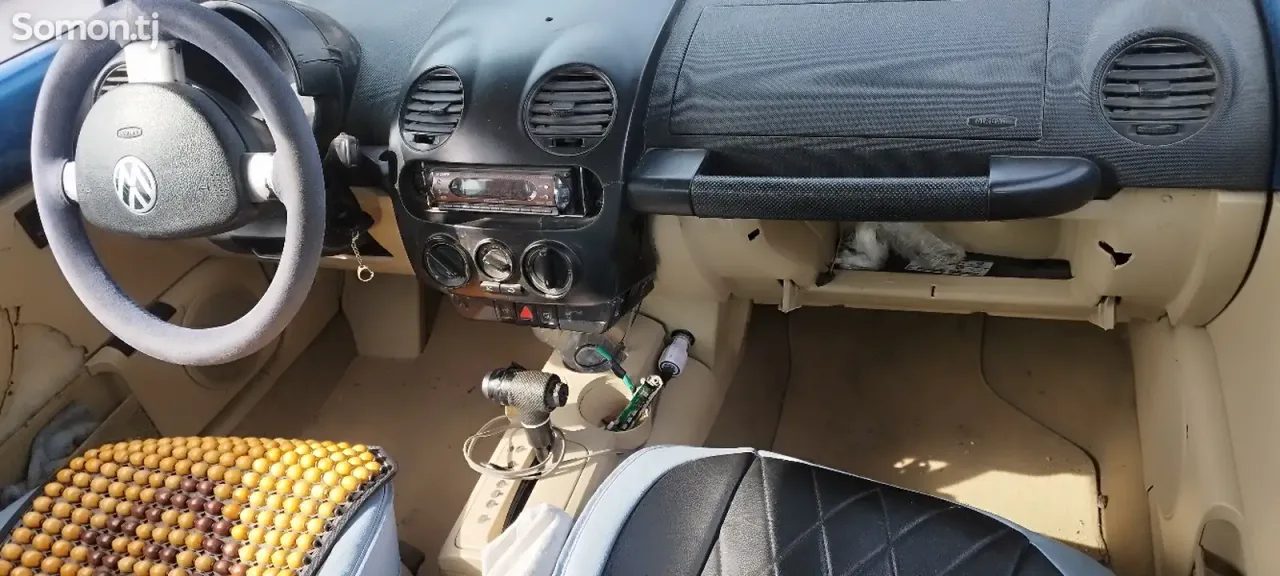 Volkswagen Beetle 2000 · 2.0 AT