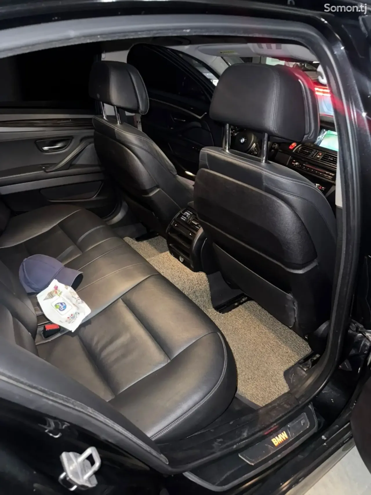 BMW 5 series 2015 · 2.0 AT