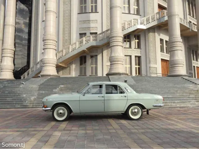 ГАЗ 24 1980 · 2.4 MT