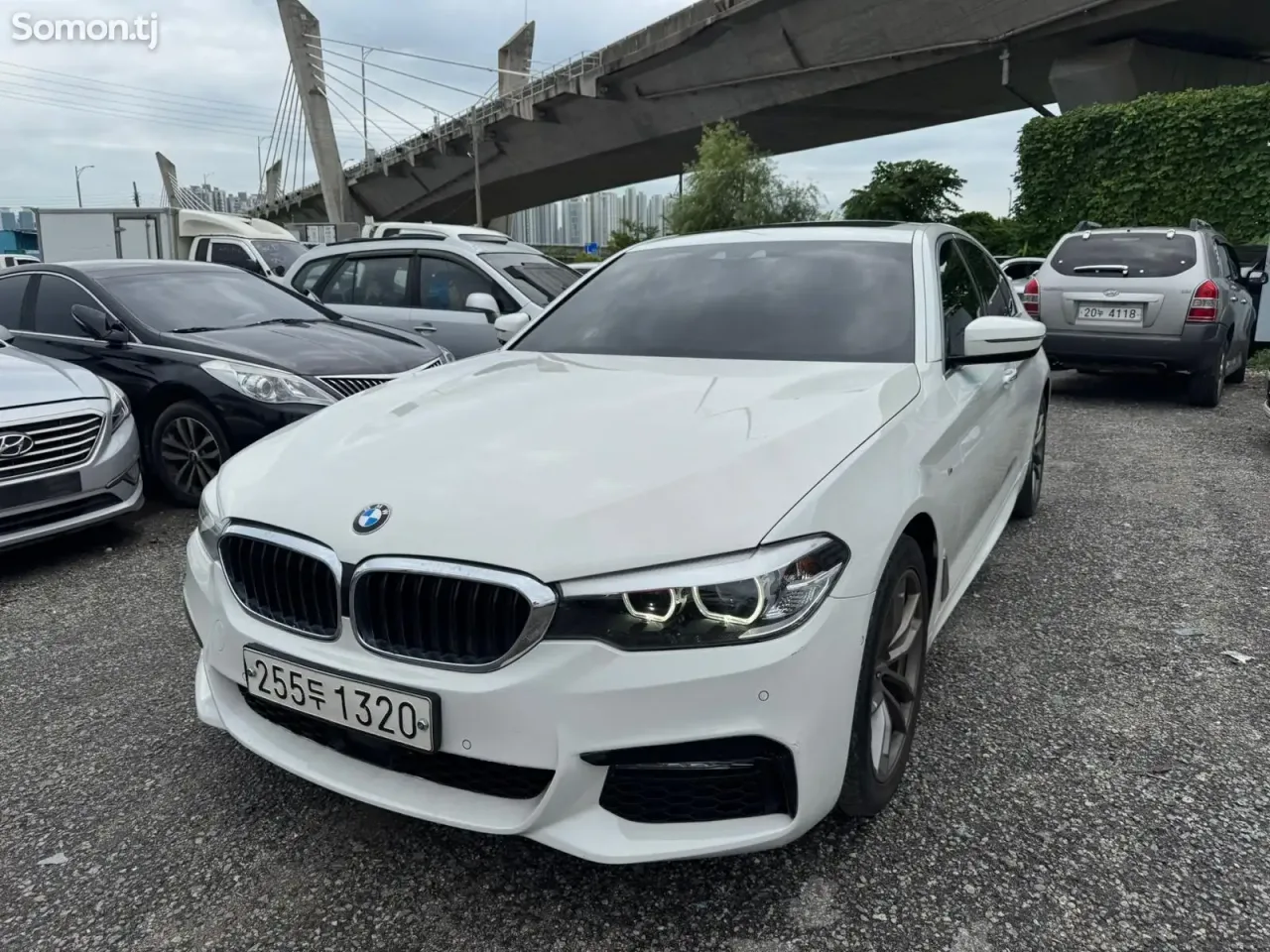 BMW 5 series 2017 · 2.0 AT