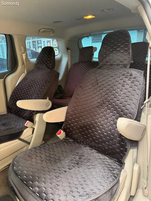 Kia Carnival 2014 · 3.5 AT