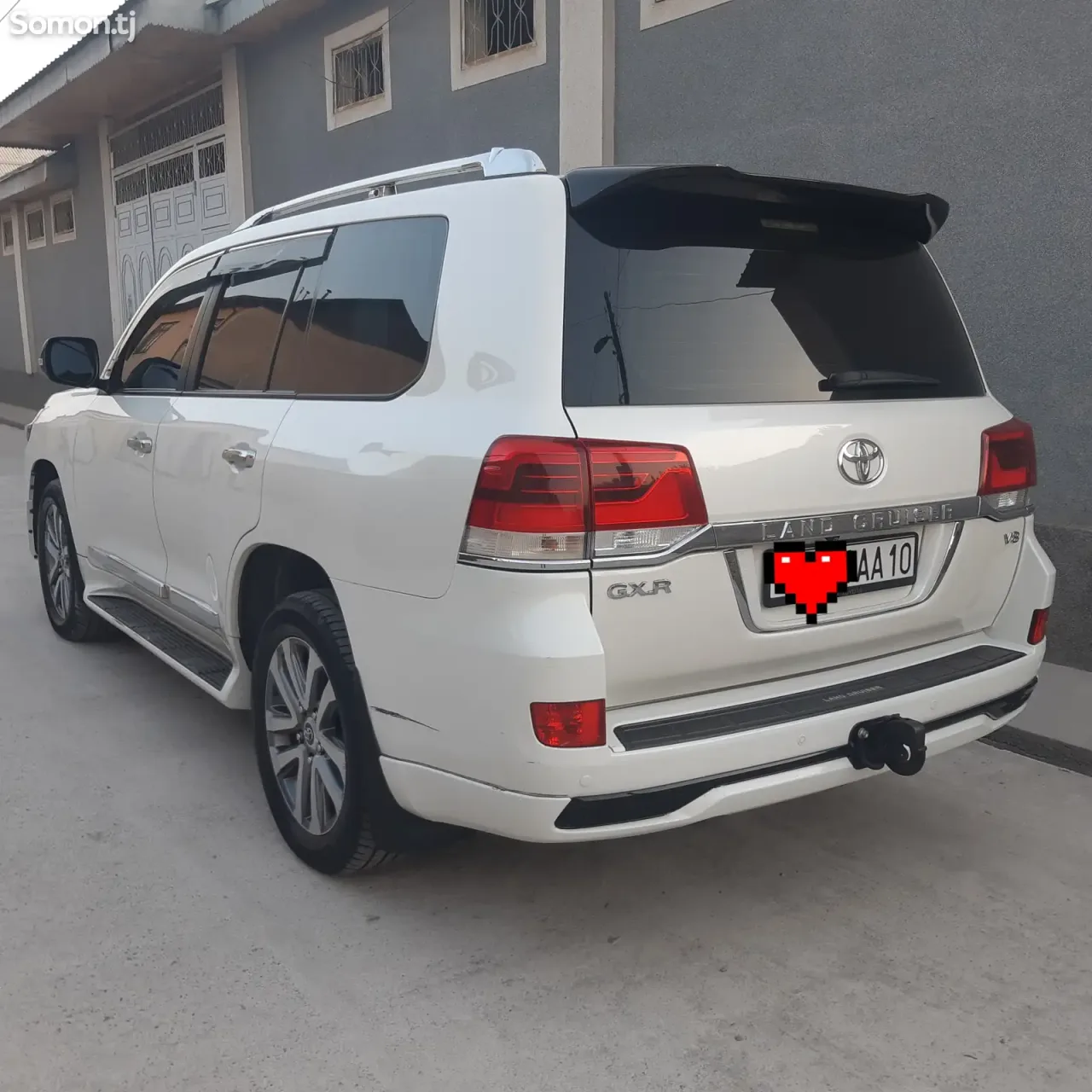 Toyota Land Cruiser 2017 · 4.7 AT