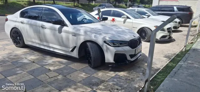 BMW 5 series 2017 · 2.0 AT