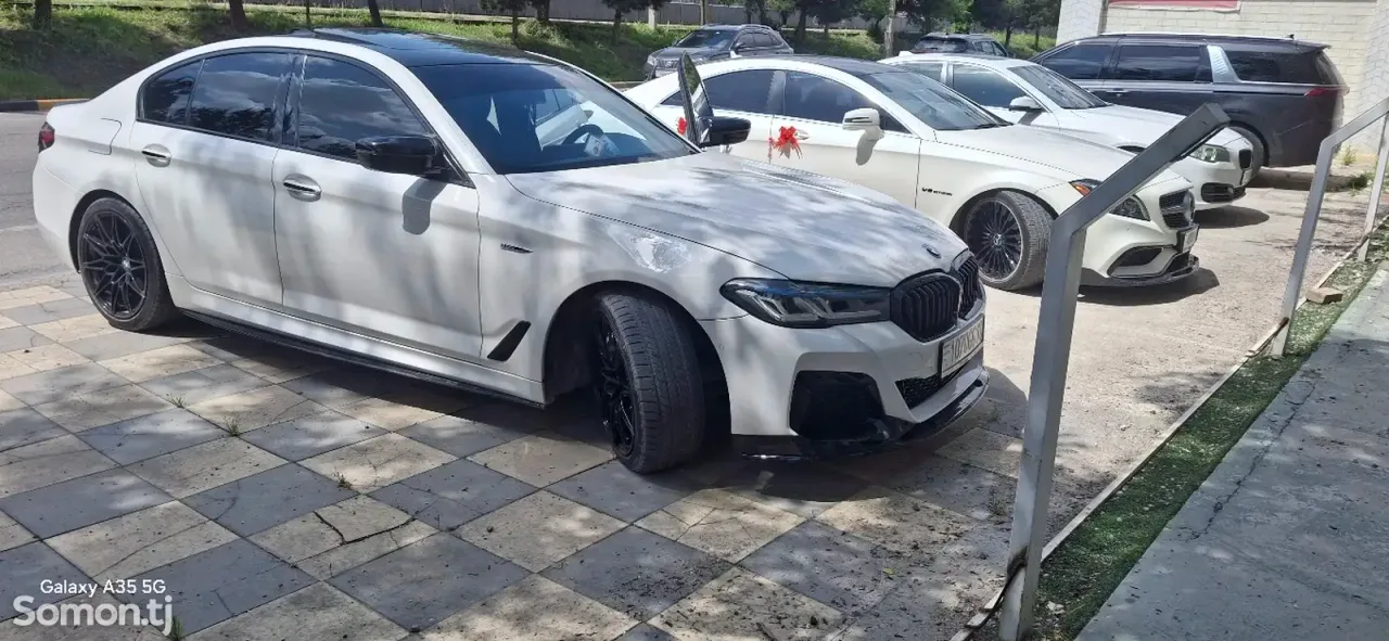 BMW 5 series 2017 · 2.0 AT