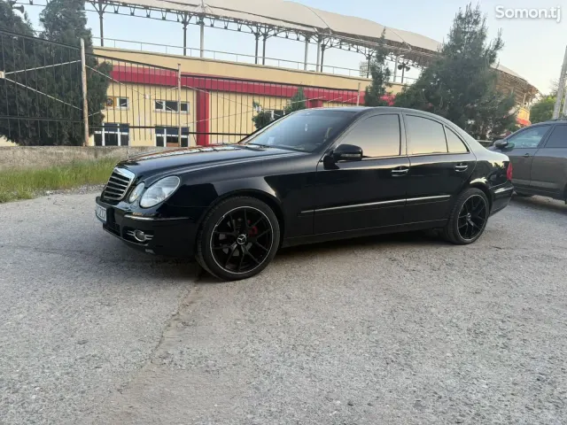 Mercedes-Benz E class 2006 · 3.5 AT
