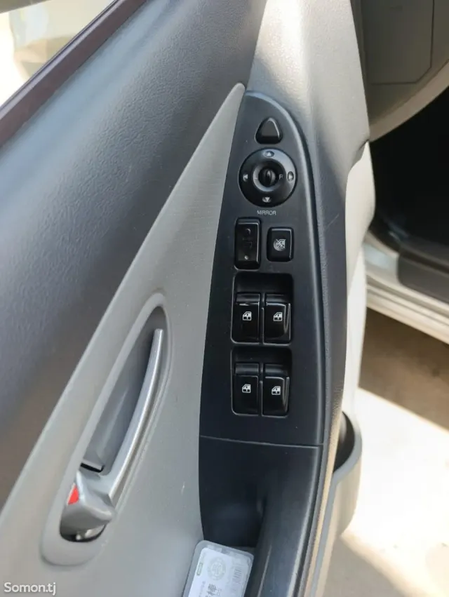 Hyundai Avante 2008 · 1.6 AT