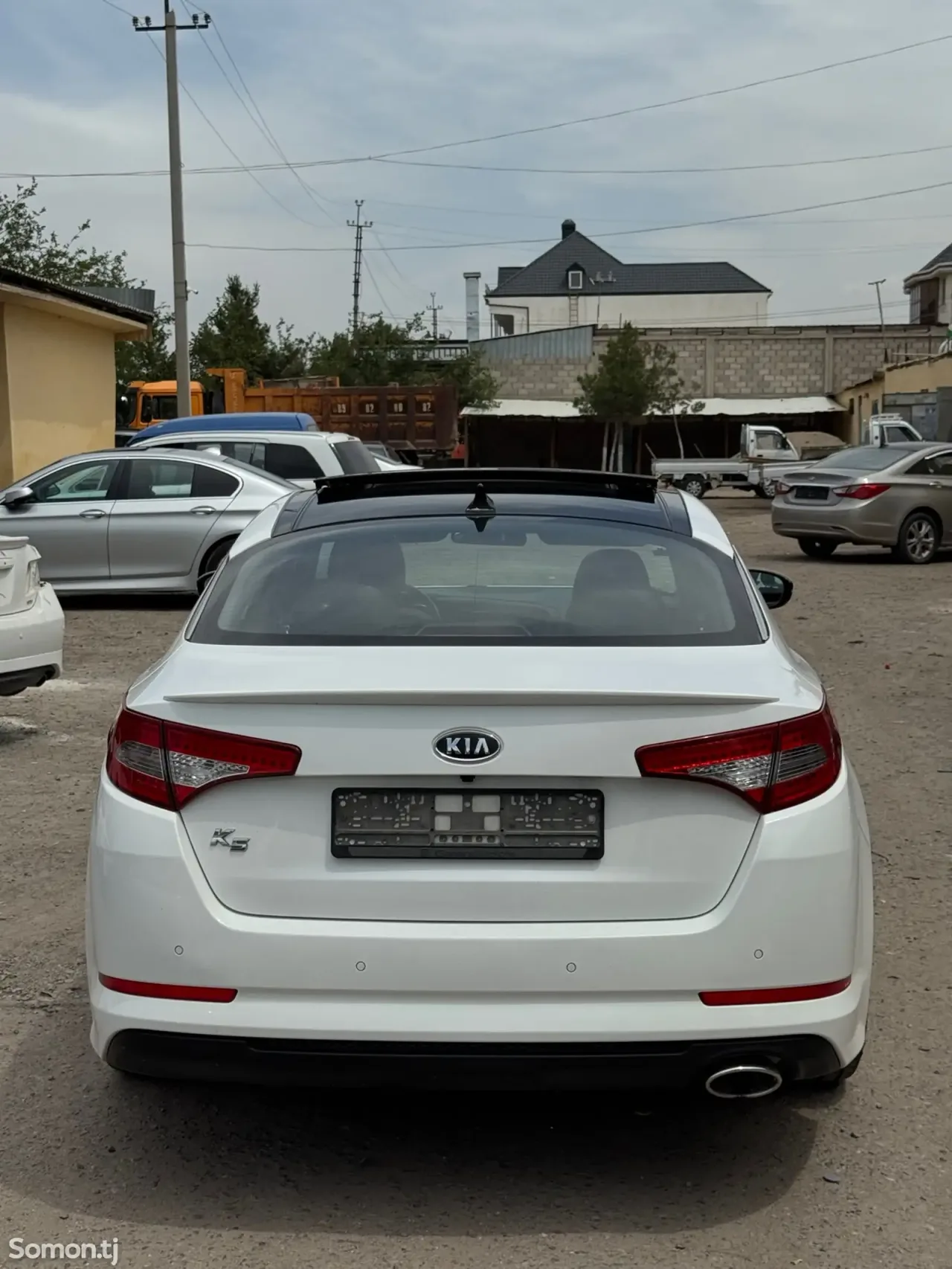 Kia K5 2011 · 2.0 AT