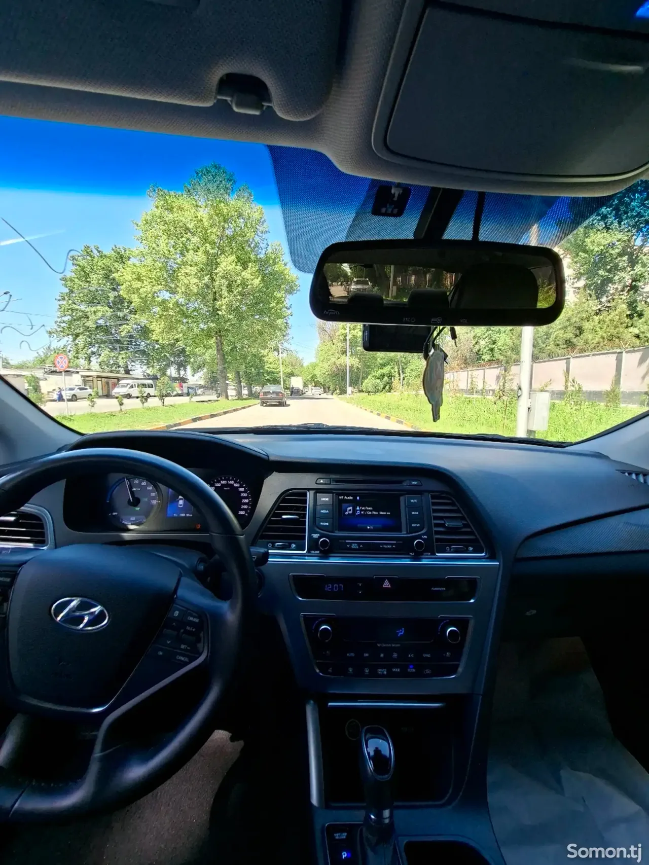 Hyundai Sonata 2015 · 2.0 AT