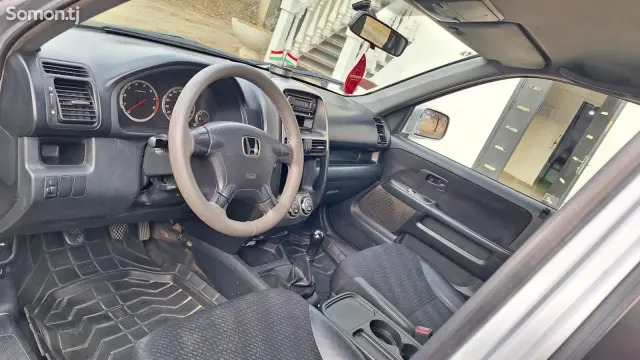 Honda CR-V 2002 · 2.0 MT