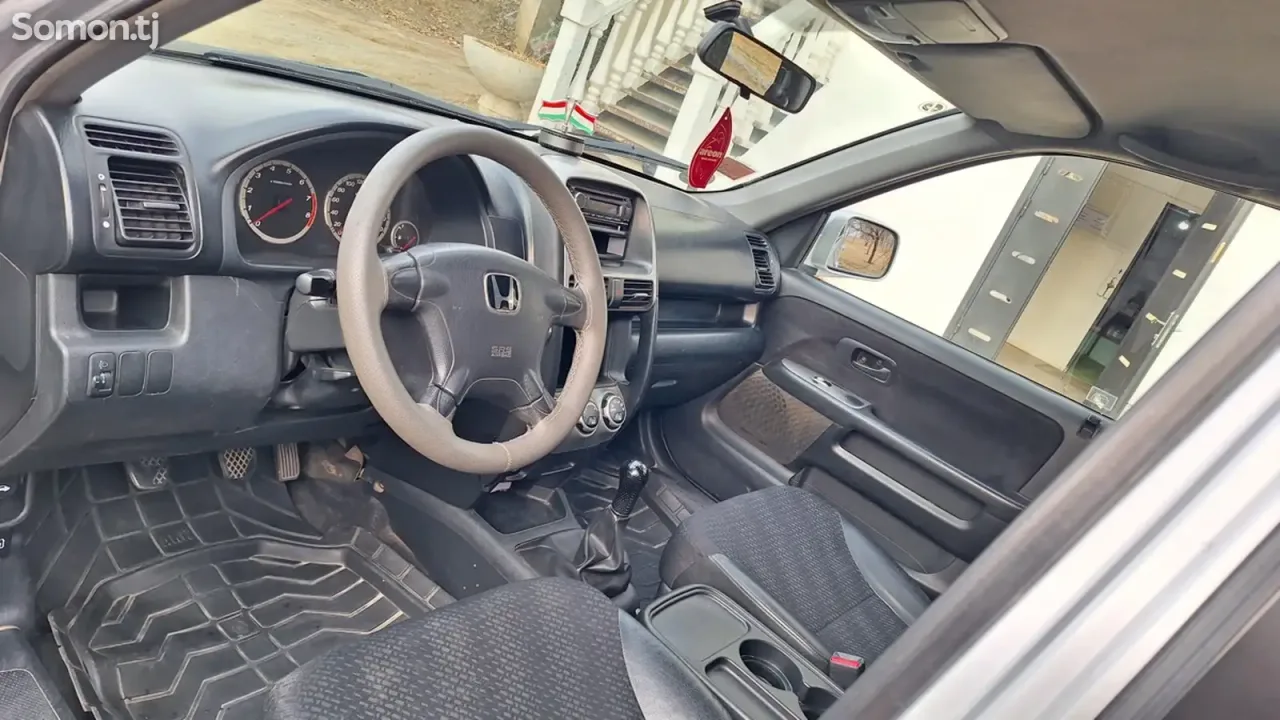 Honda CR-V 2002 · 2.0 MT