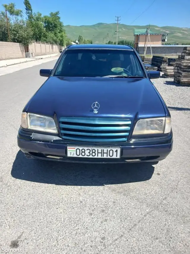Mercedes-Benz C class 1995 · 1.8 MT
