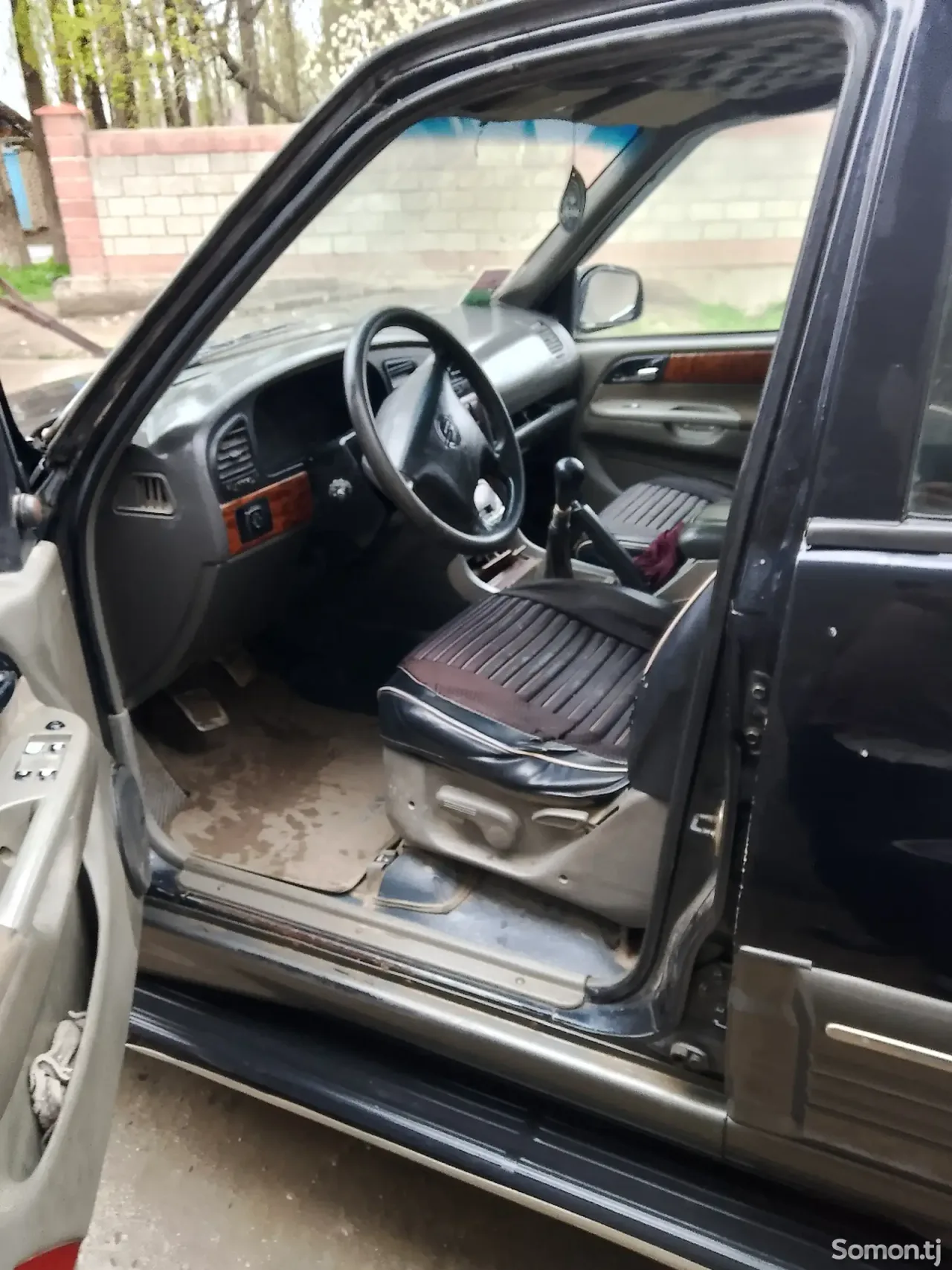 Ssang Yong Musso 2000 · 2.0 MT