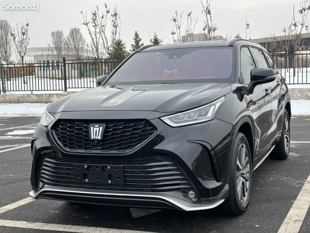 Toyota Crown 2025 · 2.5 AT
