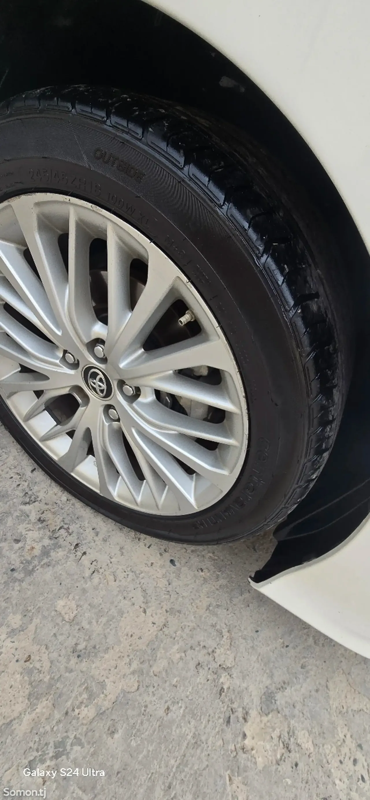 Toyota Camry 2018 · 2.5 AT