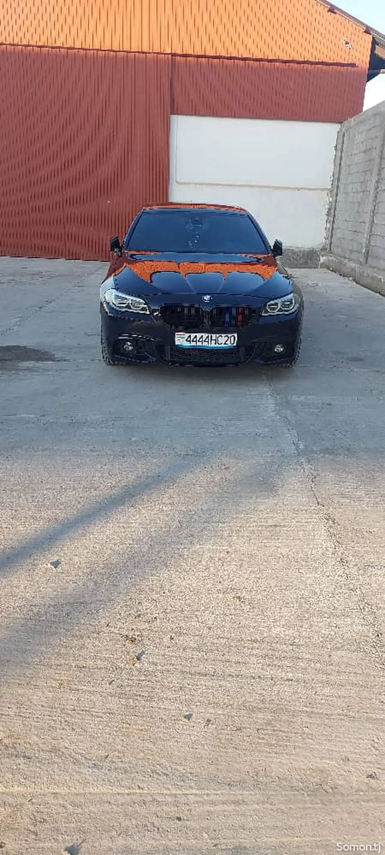 BMW 5 series 2015 · 3.0 AT