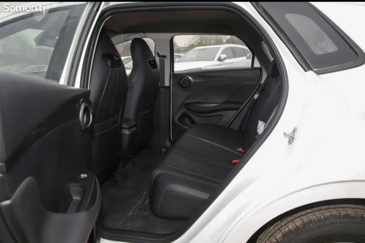 BYD E2 2025 · AMT