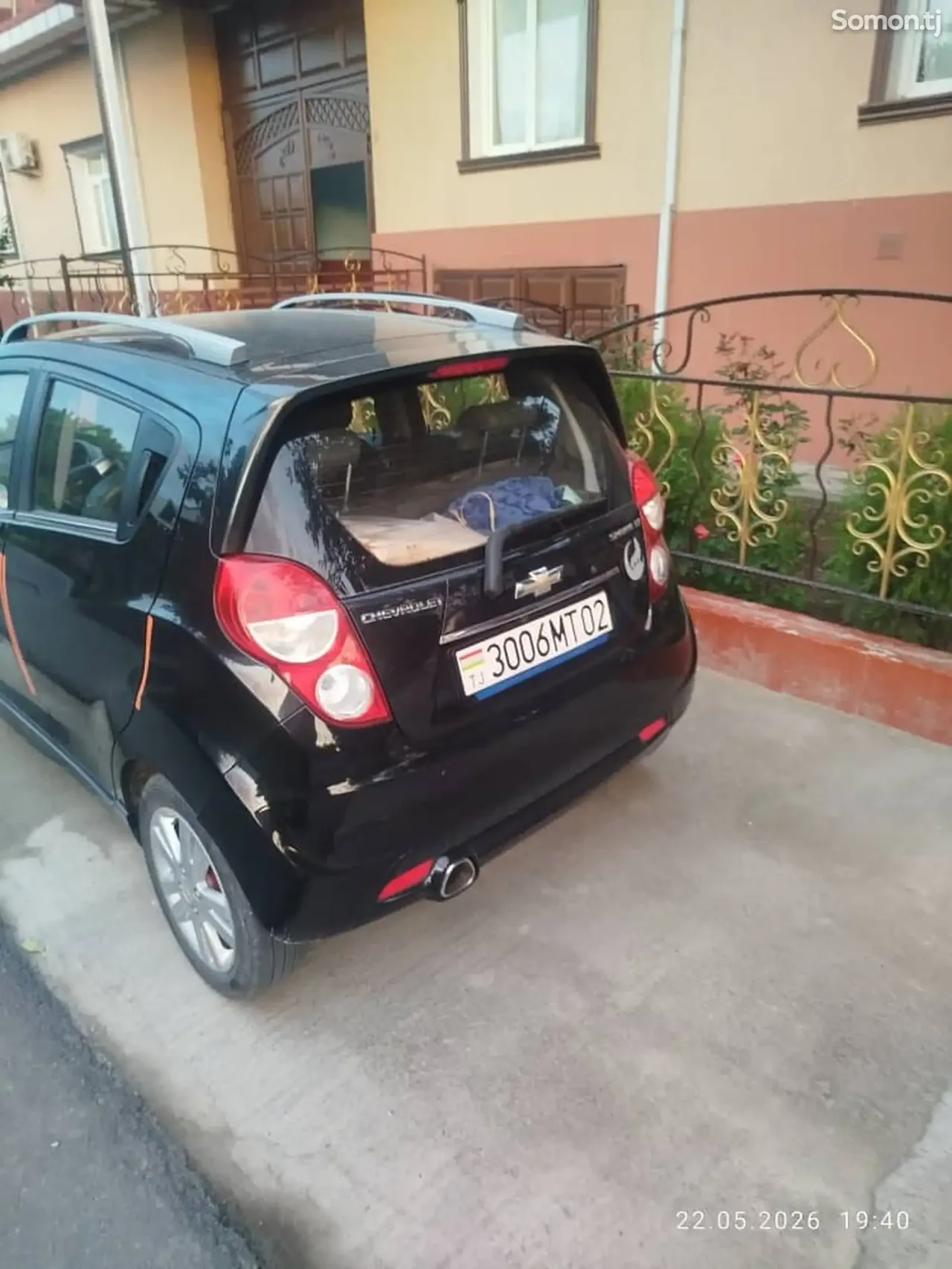 Chevrolet Spark 2014 · 1.0 AT