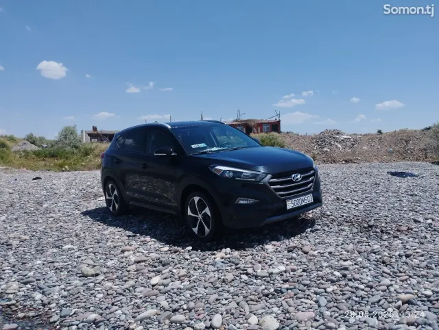 Hyundai Tucson 2016 · 1.6 AT