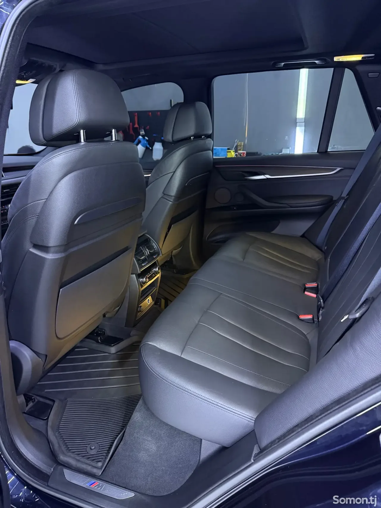 BMW X5 2016 · 4.0 AT