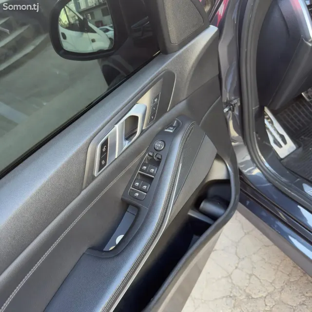 BMW X5 2019 · 3.0 AT