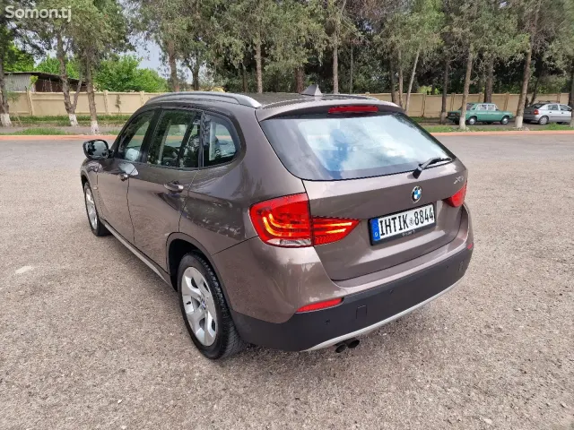 BMW X1 2010 · 2.5 AT