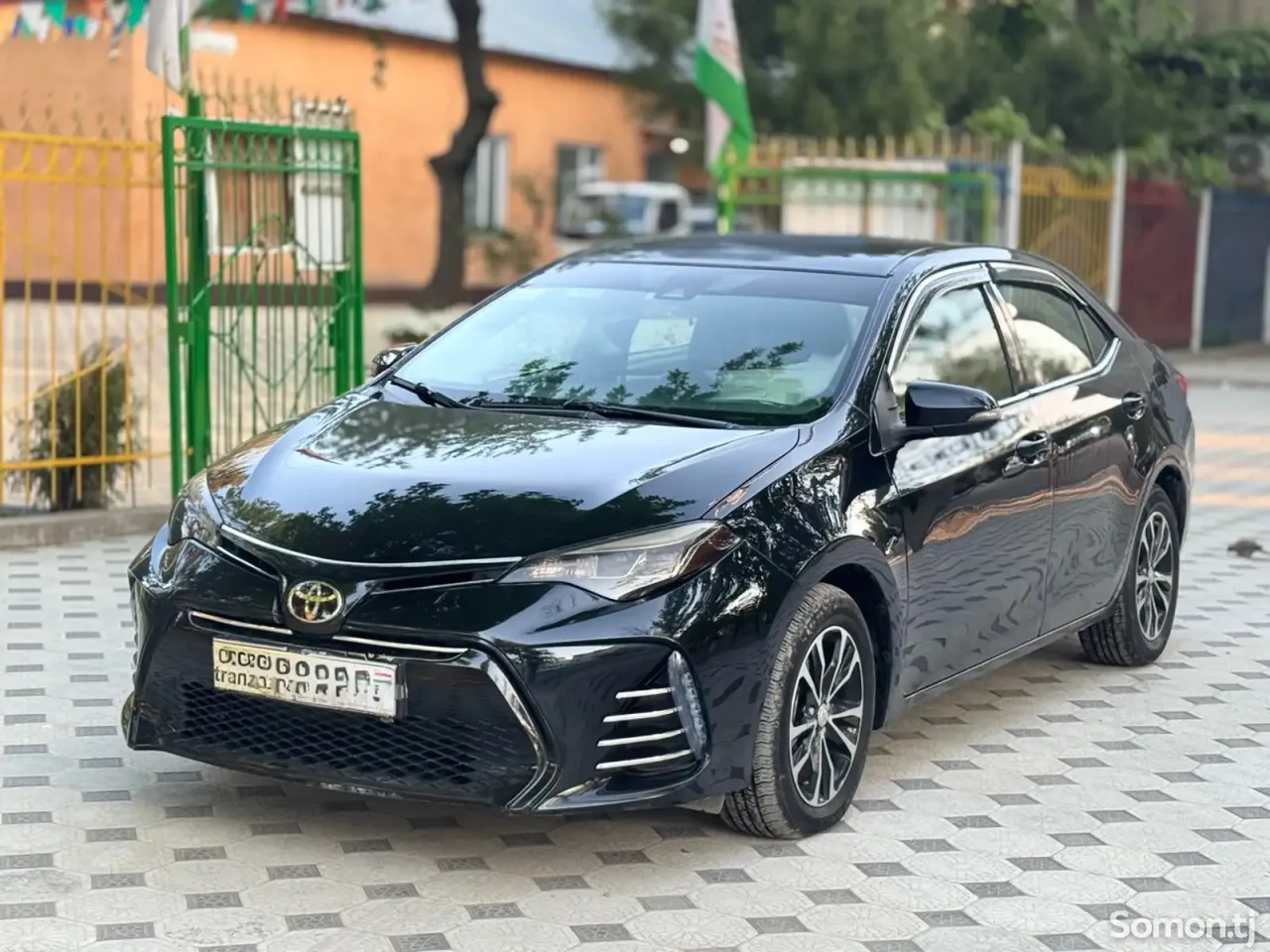 Toyota Corolla 2017 · 1.8 AT