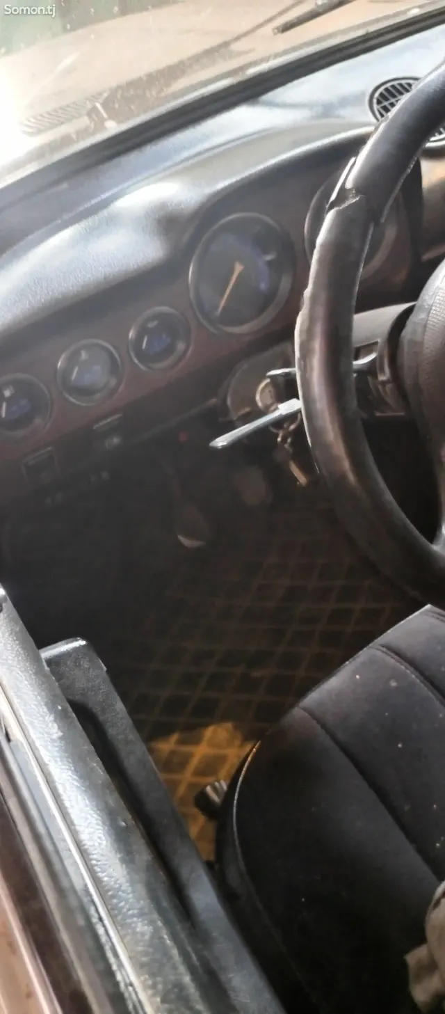 Lada (ВАЗ) 2106 1988 · MT