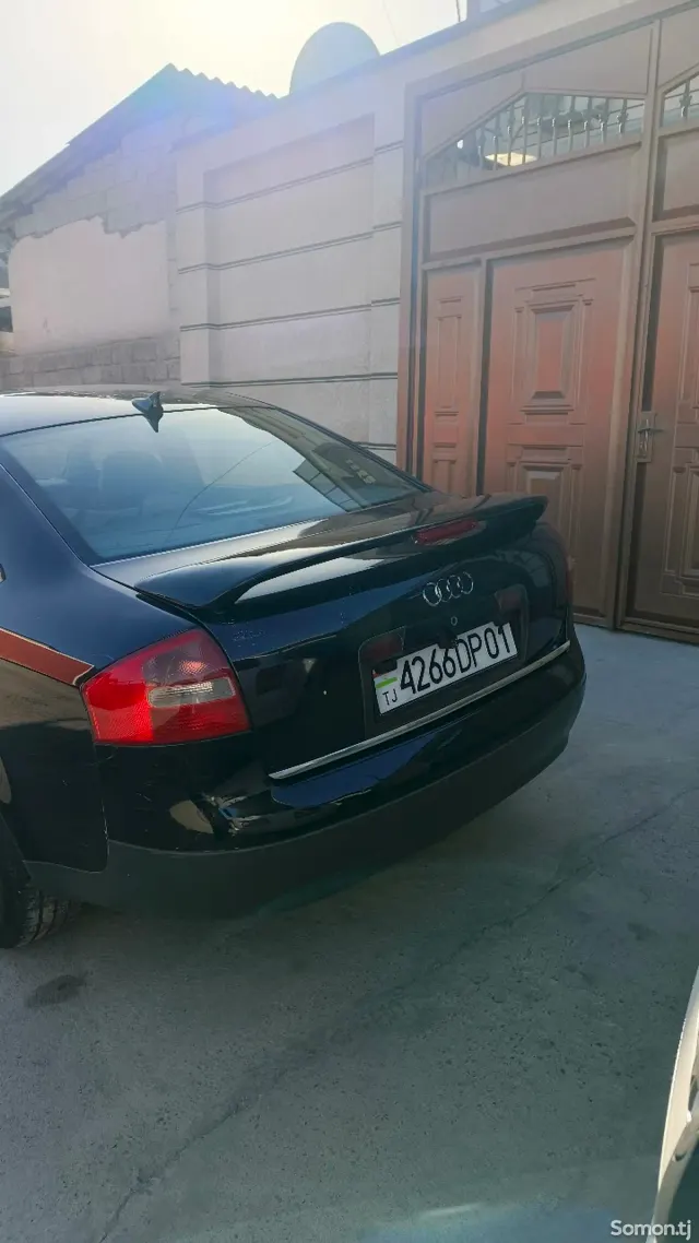 Audi A6 1998 · 2.4 AT