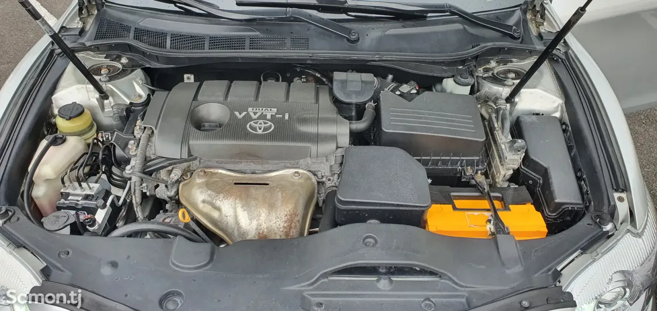 Toyota Camry 2010 · 2.5 AT