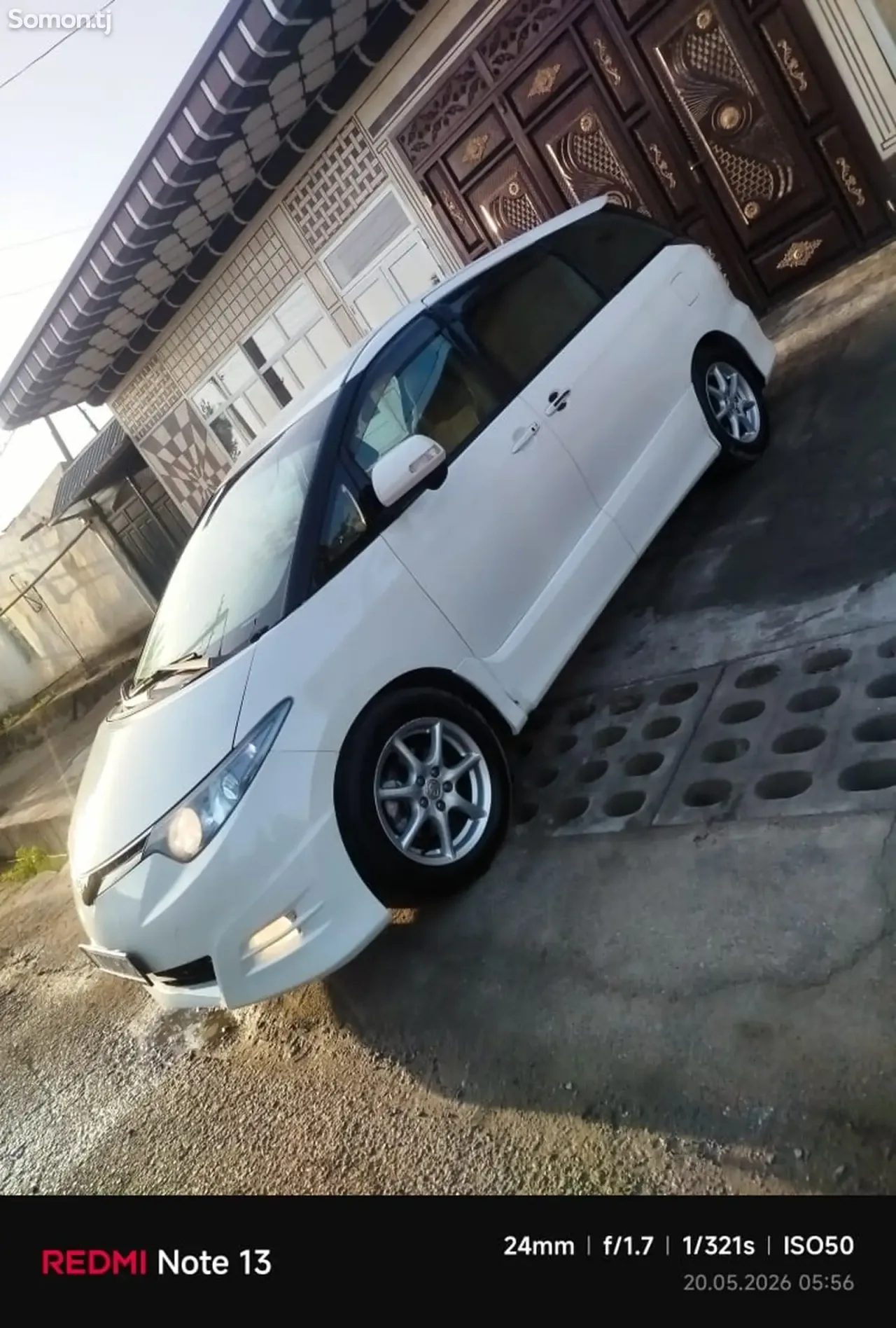 Toyota Estima 2008 · 2.4 AT