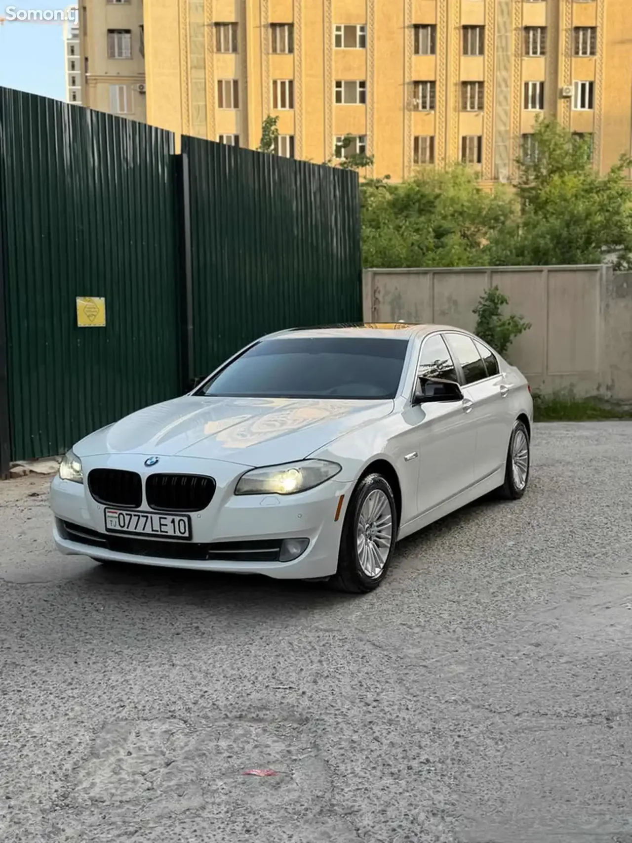 BMW 5 series 2014 · 2.0 AT