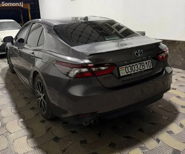 Toyota Camry 2021 · 2.5 AT