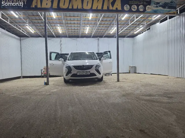 Opel Zafira 2014 · 1.8 MT