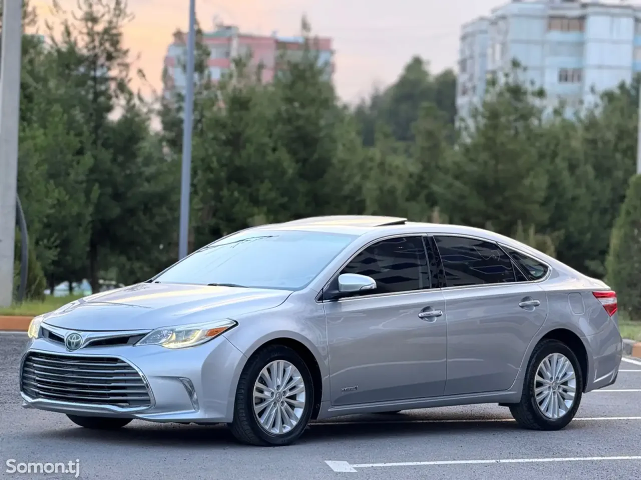 Toyota Avalon 2015 · 2.5 AT